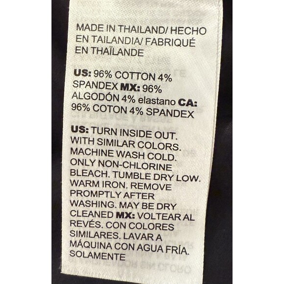 Chico’s No-Iron Tunic Top 1 (8 M) Black Animal Print Mix Zebra Leopard Stretch - Picture 4 of 8